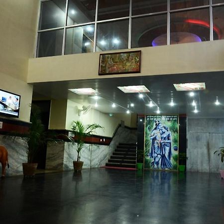 Hotel Krishna International Vrindāvan Eksteriør billede