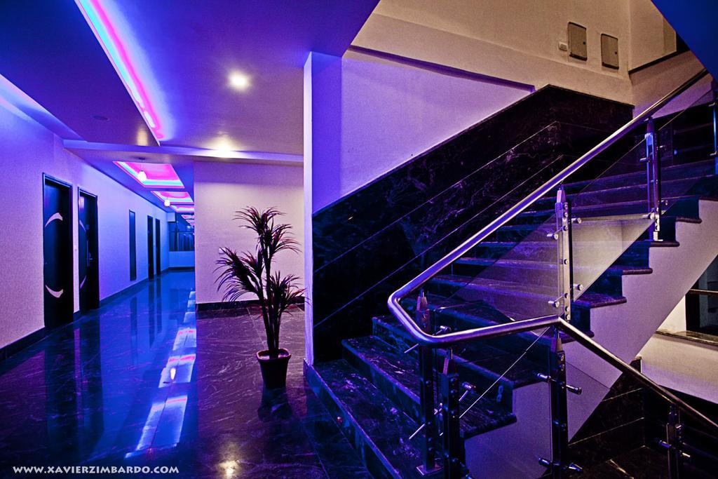 Hotel Krishna International Vrindāvan Eksteriør billede