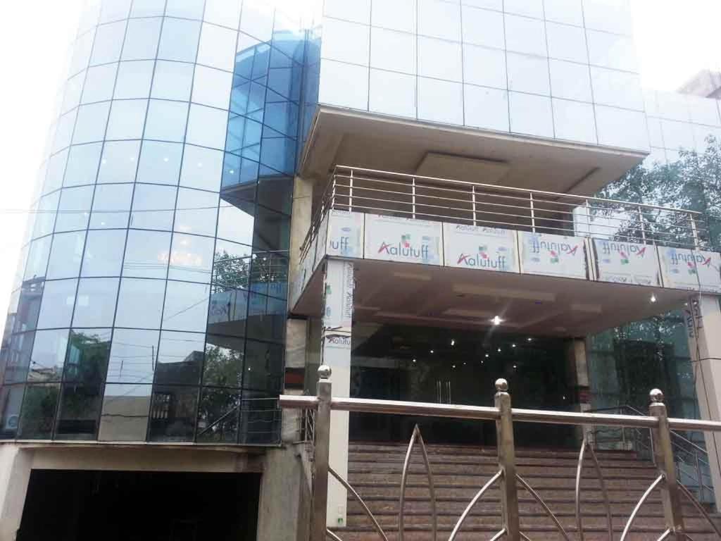 Hotel Krishna International Vrindāvan Eksteriør billede