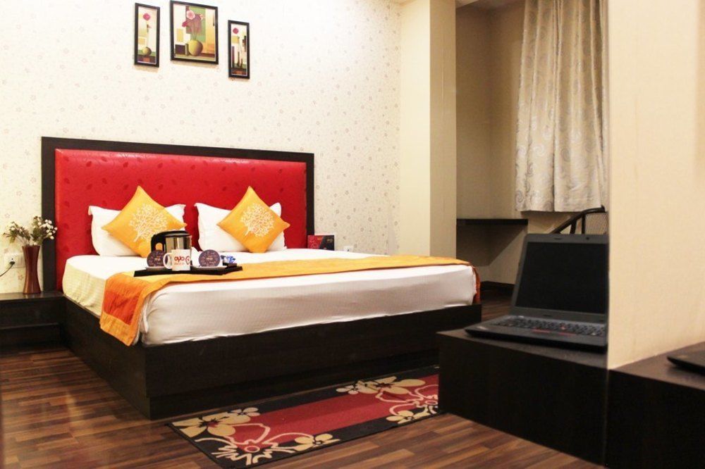 Hotel Krishna International Vrindāvan Eksteriør billede